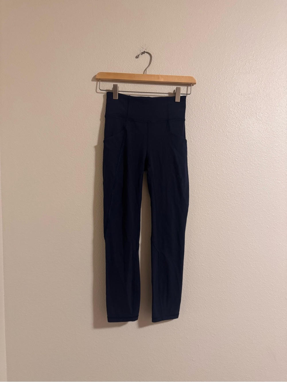 Lululemon time to sweat crop 23”